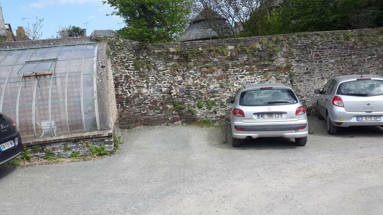 Studio Des Stuarts Dol-de-Bretagne Exteriör bild